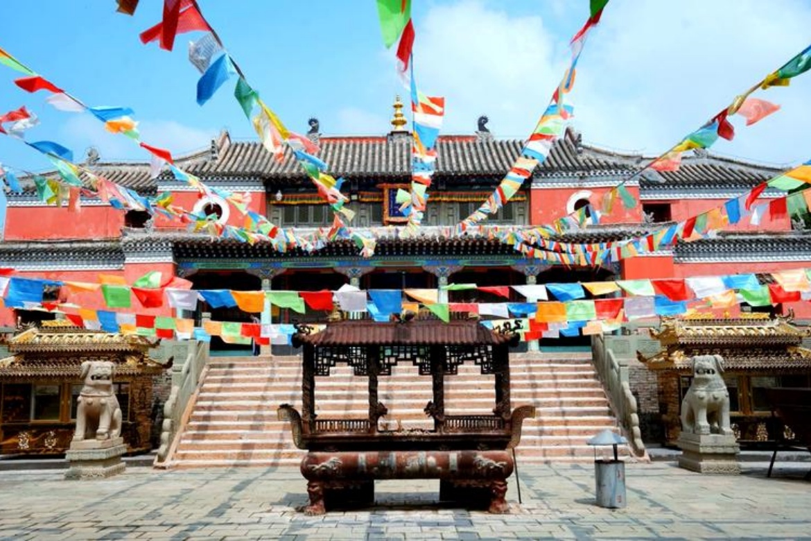 Three Great Temples of Kulun